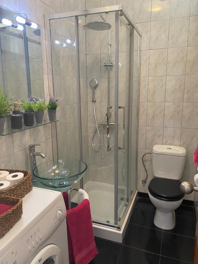 Apartamento Com Patio Na Rua Principal Da Cidade Porto Zewnętrze zdjęcie